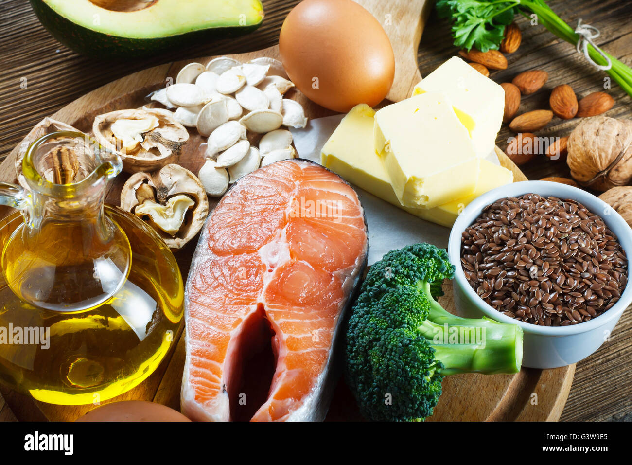 Animale e fonti vegetali di omega-3 Foto Stock