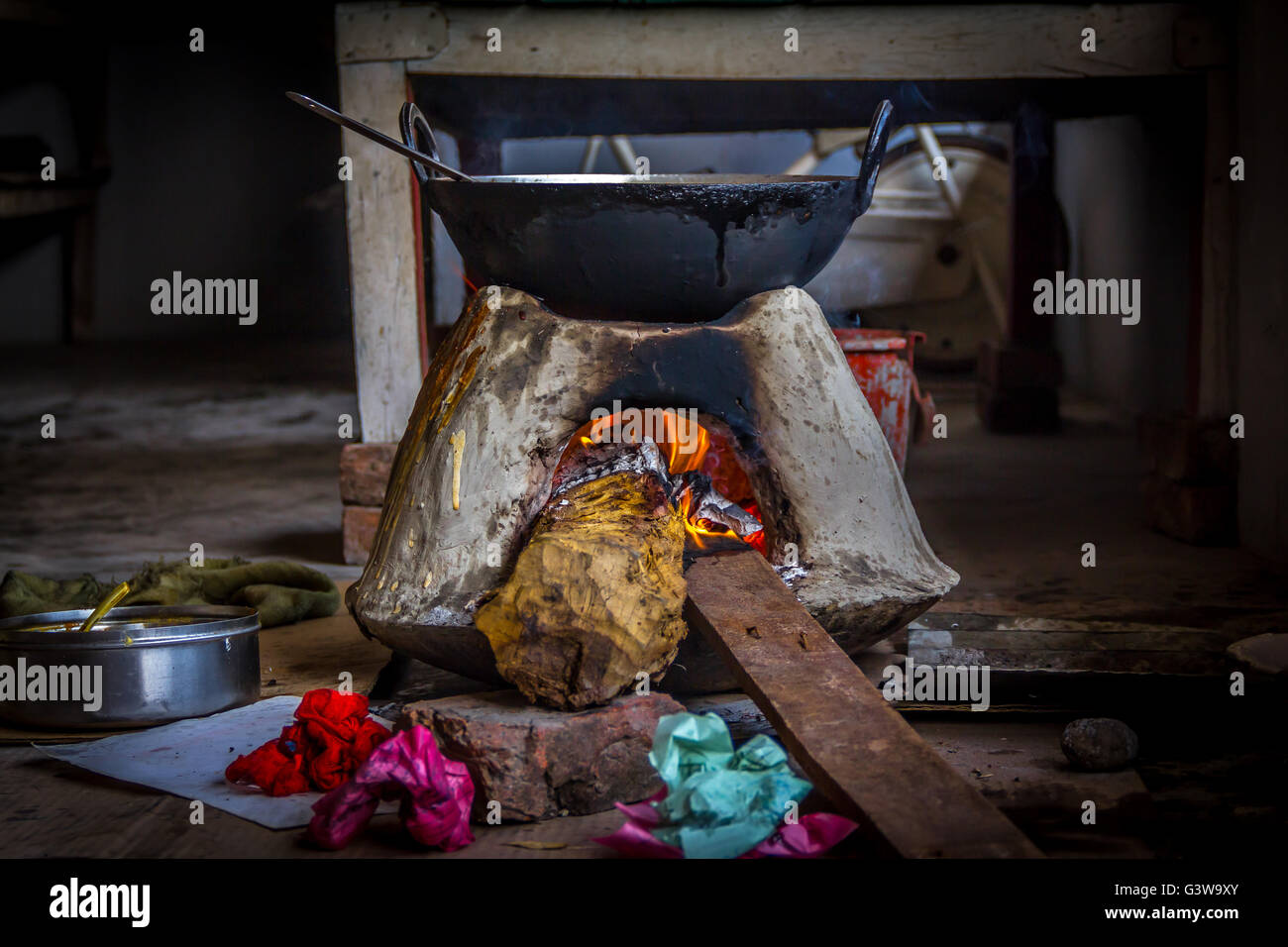Il modo tradizionale di cottura Foto Stock