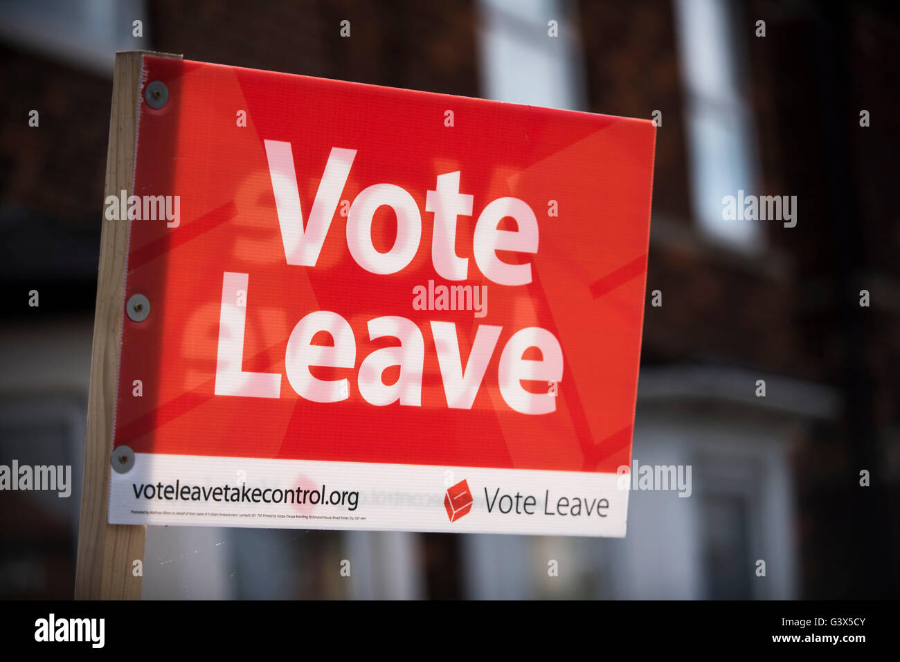 Vote lascia segni, uscire dalla UE, Brexit, UKIP UE Referendum segni Foto Mark Westley Foto Stock