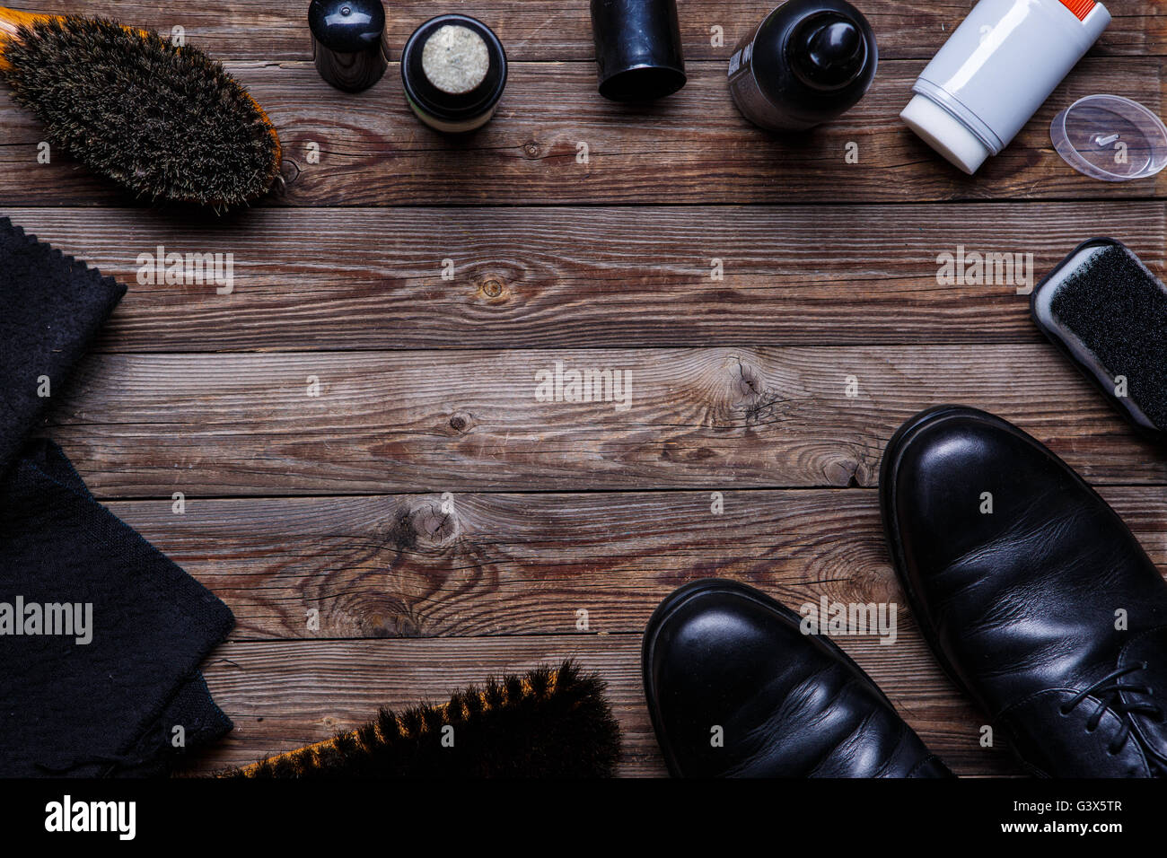 Spazzole, cera, scarpe, accessori Foto Stock