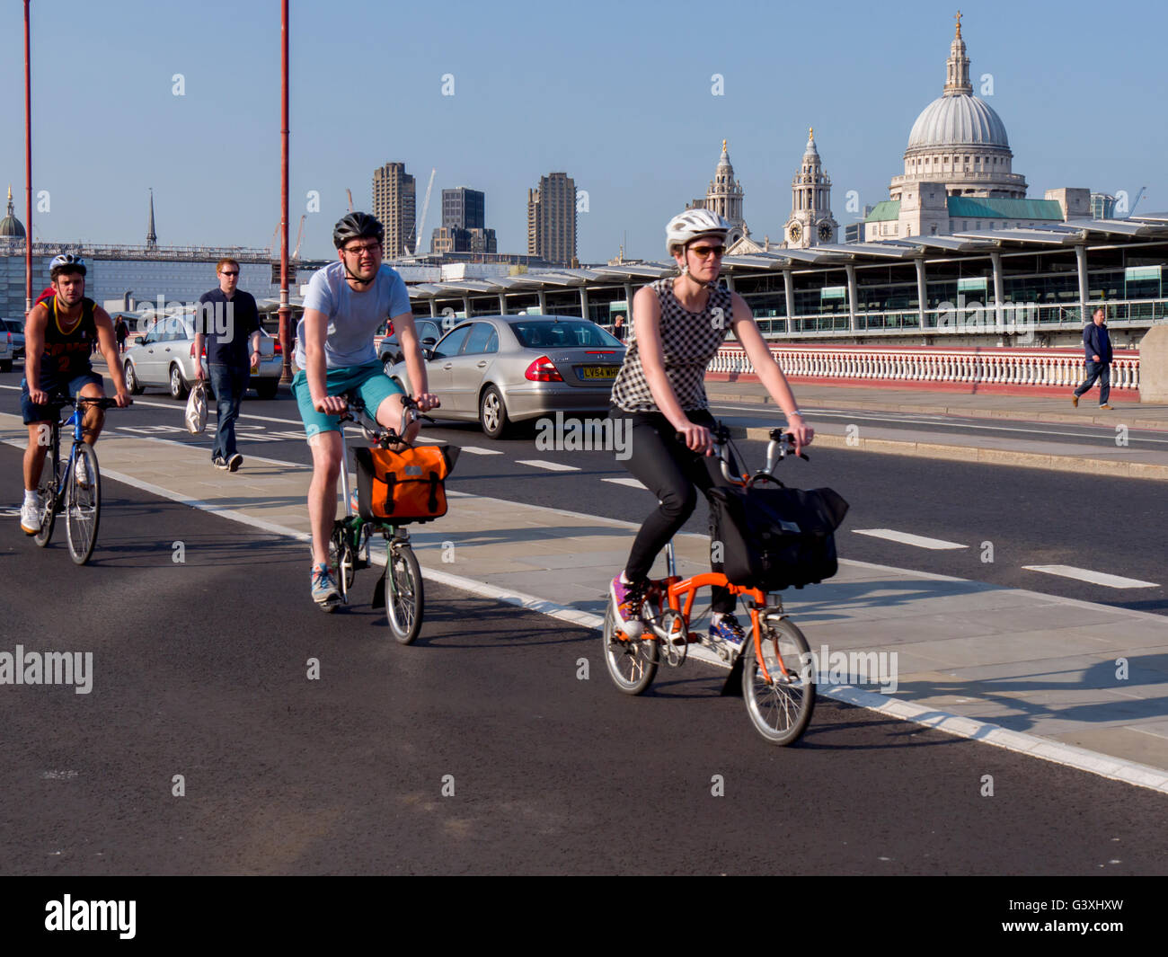 Europa, Regno Unito, Inghilterra, Londra, il superhighway di ciclo 6 Foto Stock