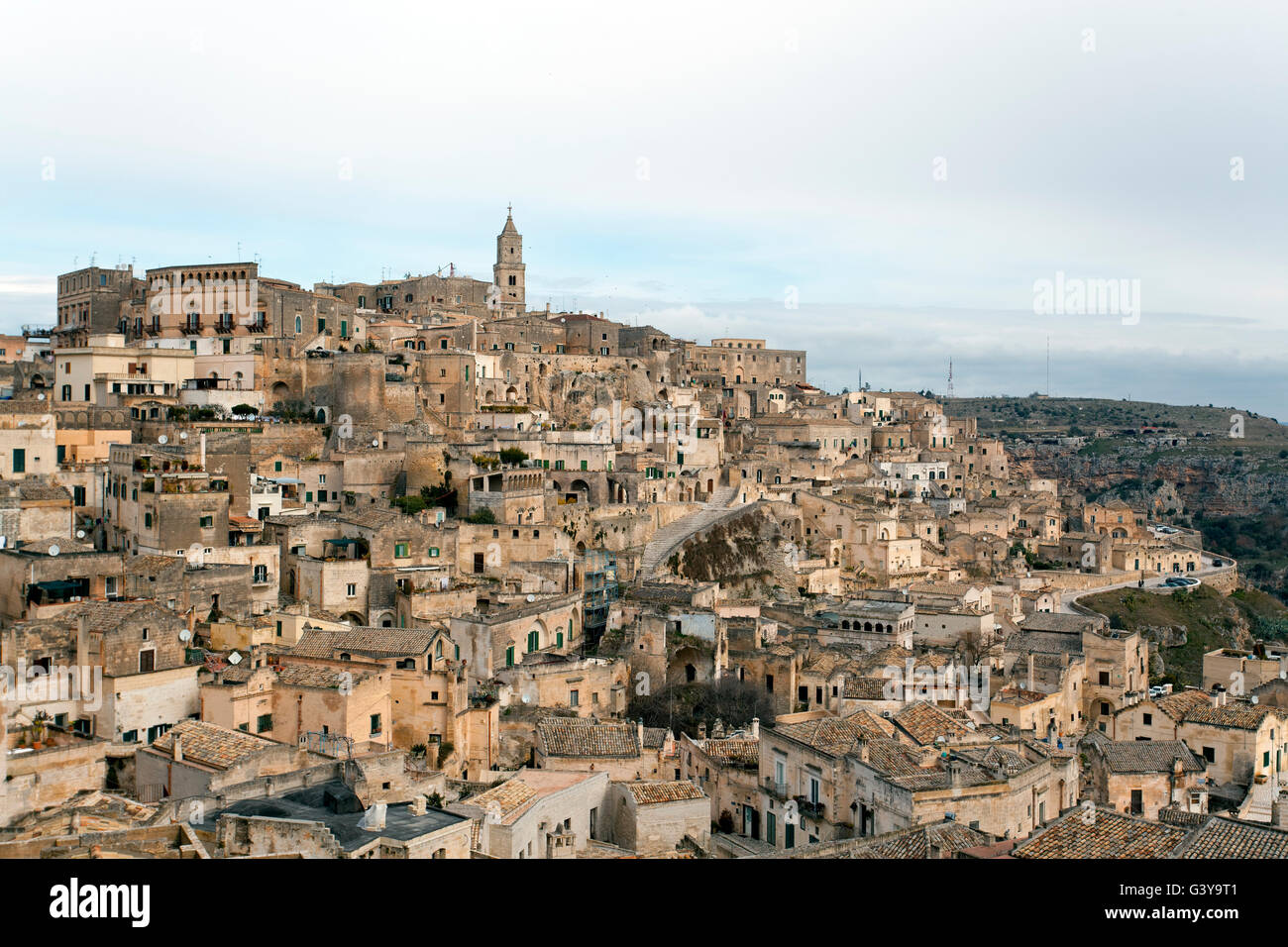 Insediamenti rupestri Sassi di Matera nel Sasso Barisano, Sito Patrimonio Mondiale dell'Unesco, Matera, Italia, Europa Foto Stock