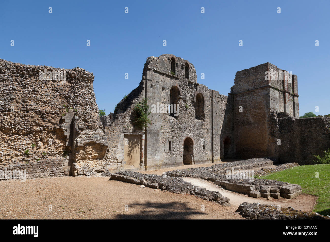 Wolvesey Castle rovina del medievale Palazzo del Vescovo, Winchester, Hampshire, Inghilterra, Regno Unito, Europa Foto Stock