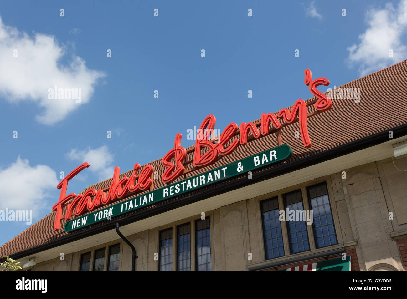 Logo frankie e bennys immagini e fotografie stock ad alta risoluzione