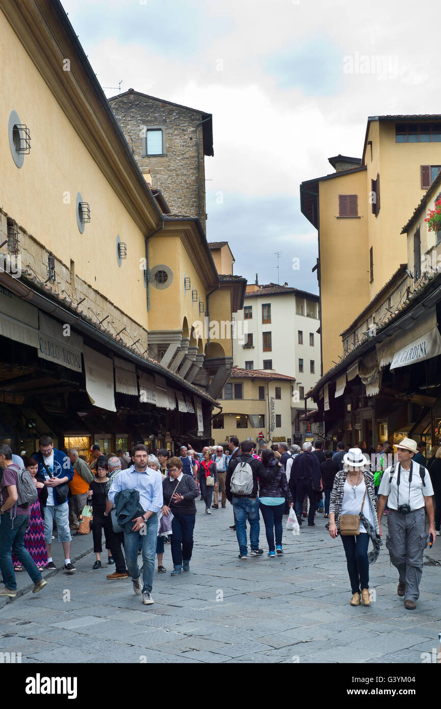 Il Ponte Vecchio a Firenze Italia Foto Stock