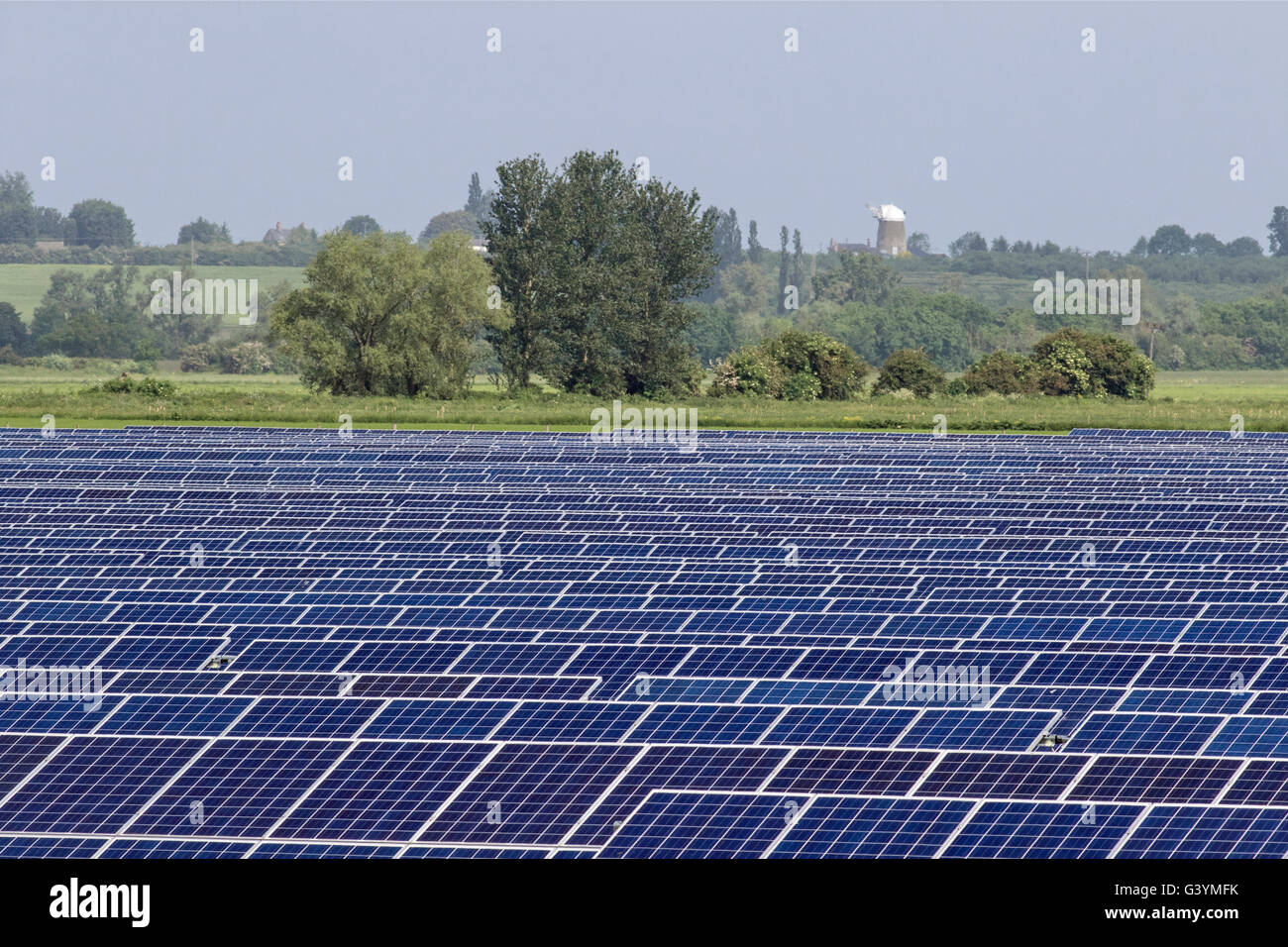 Vista della fattoria solare a Wilburton, Cambridgeshire, Inghilterra Foto Stock