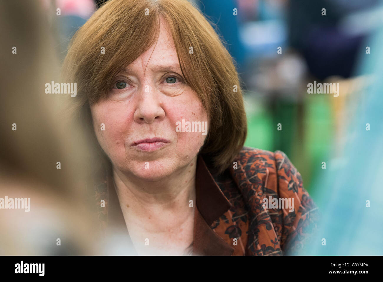 Svetlana Alexievich, bielorusso giornalista investigativo e non-fiction prosatore , premio Nobel per la Letteratura, 2015. Presso il Festival di fieno, Sabato 28 Maggio 2016 Foto Stock