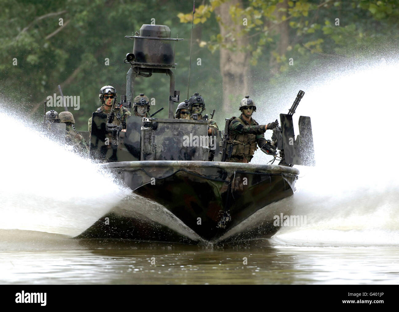 Una delle Operazioni Speciali imbarcazioni crociere fluviali lungo il fiume sale in Kentucky. Foto Stock