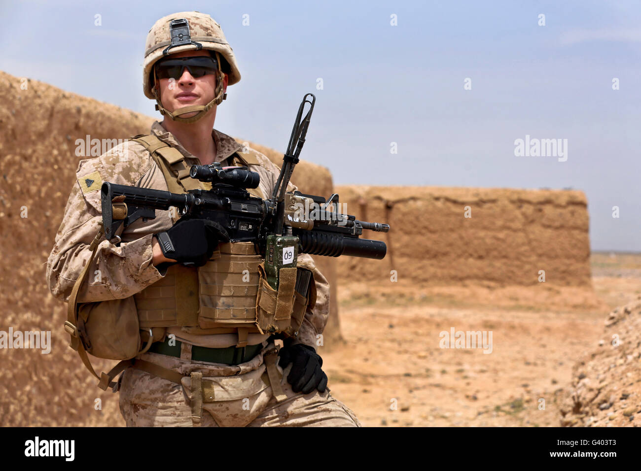 Stati Uniti Marine mantiene la sicurezza durante una pattuglia in Afghanistan. Foto Stock