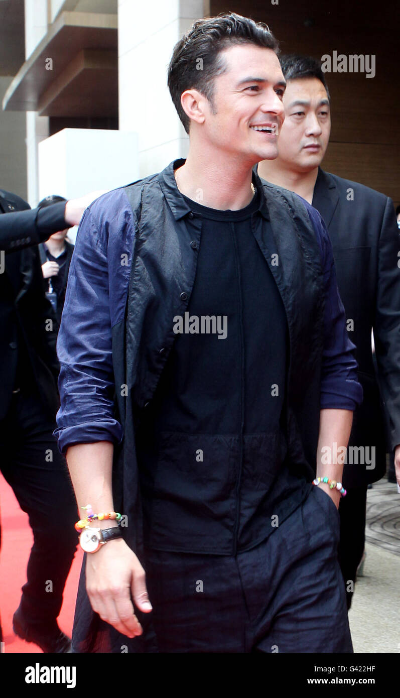 Shanghai, Cina. 17 Giugno, 2016. Attore britannico Orlando Bloom partecipa a una conferenza stampa per promuovere il suo nuovo film Chase S.M.A.R.T durante il XIX Shanghai International Film Festival di Shanghai, Cina orientale, Giugno 17, 2016. Orlando sarà co-star con diversi attori cinesi nel film che sarebbe stato girato completamente in Shanghai. Credito: Liu Ying/Xinhua/Alamy Live News Foto Stock