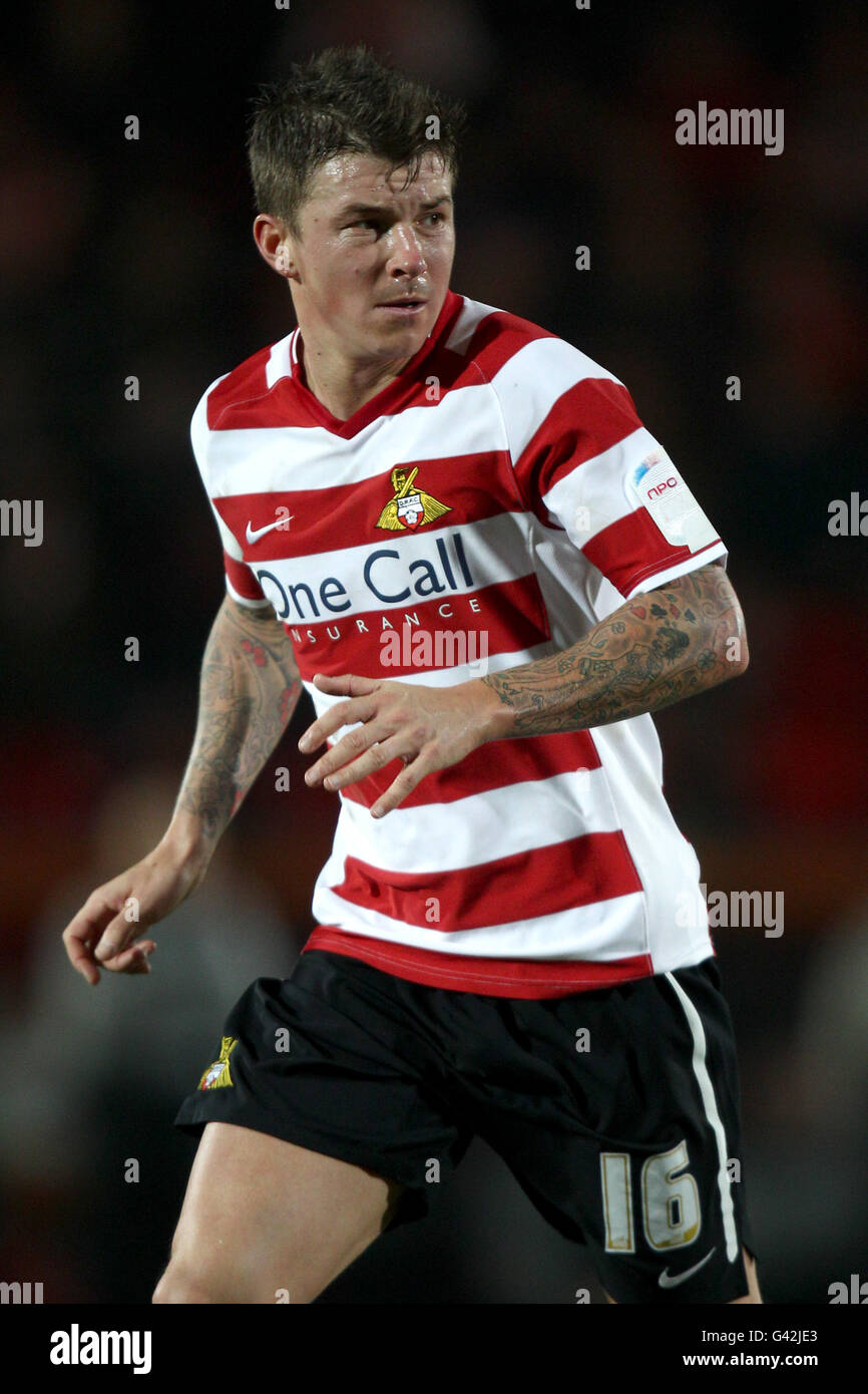 Calcio - campionato della Lega di Calcio di Npower - Doncaster Rovers v Barnsley - Stadio di Keepmoat. John Oster, Doncaster Rovers Foto Stock