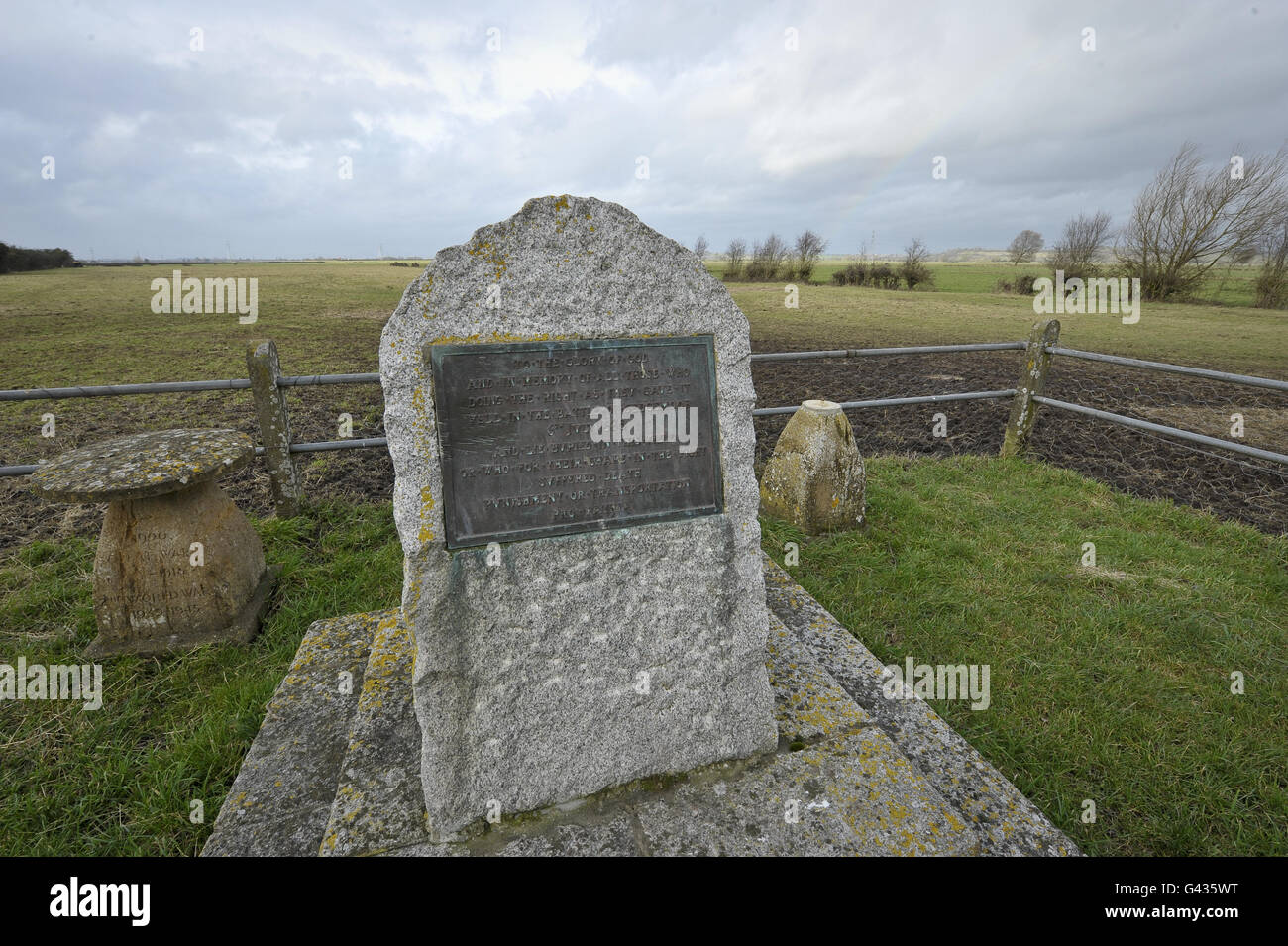 Il monumento al luogo della battaglia di Sedgemoor, trovato in un campo sui livelli del Somerset vicino ad un villaggio chiamato Westonzoyland. La Battaglia di Sedgemoor fu la battaglia finale della ribellione Monmouth e l'ultima grande battaglia combattuta sul suolo britannico. La battaglia fu combattuta nella prima mattina del 6 luglio 1685 Foto Stock