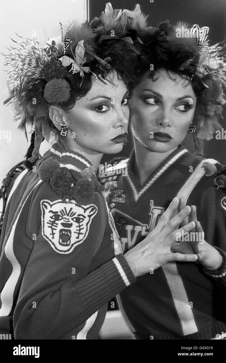 Musica - toni Basil. Toni Basil, ballerina americana, ha girato la cantante, in Gran Bretagna per eseguire il suo singolo 'mickey' su Top of the Pops Foto Stock
