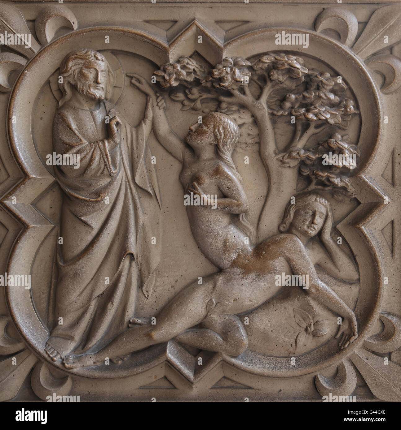 Creazione di Eva. Sollievo. Genesi. Xiii c. La Sainte-Chapelle, Parigi, Francia. Foto Stock
