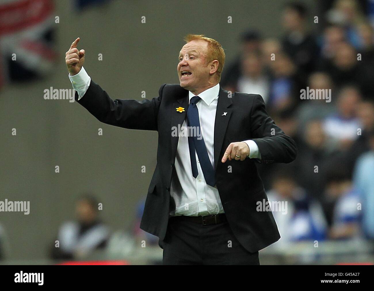 Calcio - Carling Cup - finale - Arsenal / Birmingham City - Stadio di Wembley. Il responsabile della città di Birmingham Alex McLeish sulla linea di contatto. Foto Stock