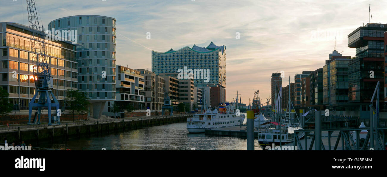 Europa Germania Amburgo Elbphilharmonie architettura presso il quartiere del porto Foto Stock
