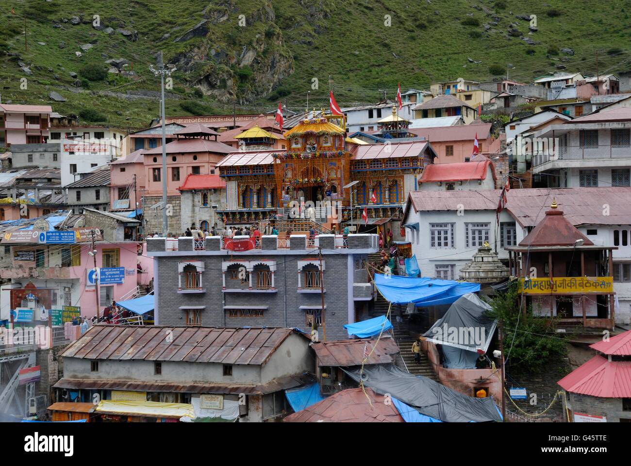 Badrinath, uno del santo luogo di pellegrinaggio per gli indù, Uttarakhand, India Foto Stock