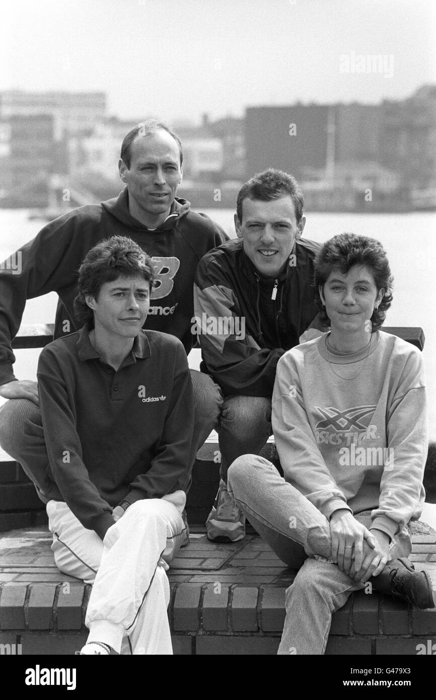 British hopefuls per la Maratona di Londra 1989 ADT. (In alto a sinistra) Mike McLeod, medaglia d'argento di Elswick alle Olimpiadi 1984 a 10,000 metri), Kevin Forster (in alto a destra), che è arrivato secondo nella gara degli ultimi anni, Veronica Marot (in basso a sinistra), che ha terminato il 3° nel 1987 e Angie Pain che è venuto otto l'anno scorso. Foto Stock