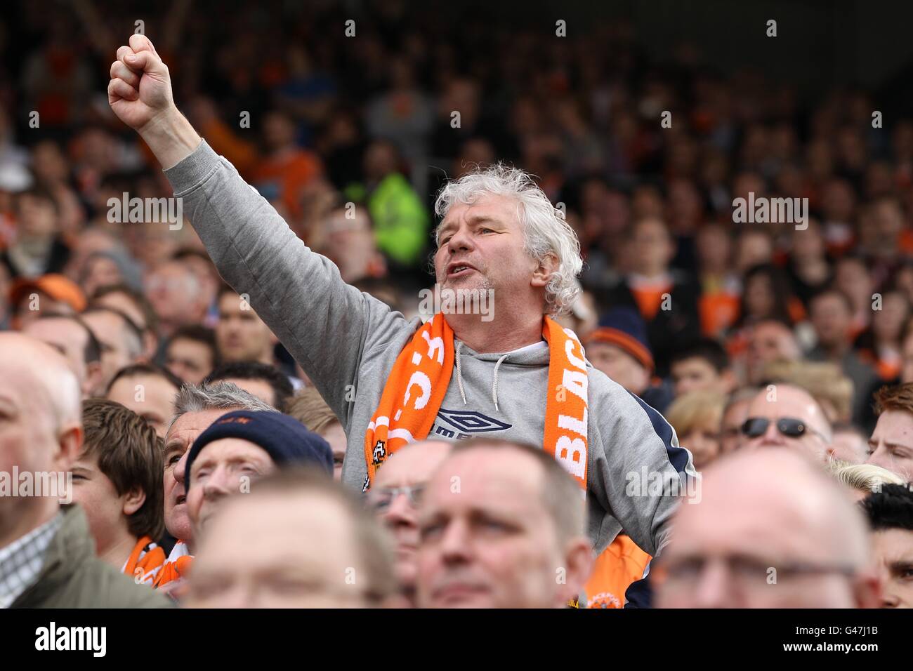 Calcio - Barclays Premier League - Fulham v Blackpool - Craven Cottage. Un fan di Blackpool negli stand Foto Stock