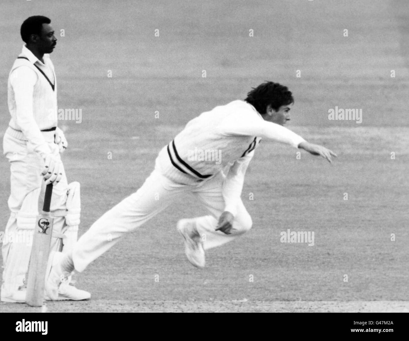 Cricket - finale della Coppa Benson e Hedges - Derbyshire / Hampshire - Lord's. Stephen Jefferies che ha permesso al suo fianco di battere Derby con sette wickets da risparmiare Foto Stock