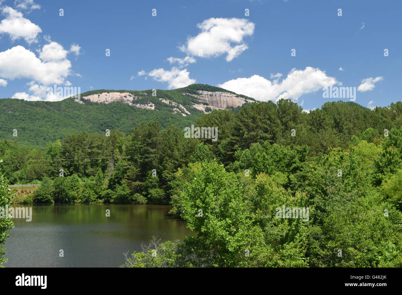 La vista dalla tabella Rock State Park Visitor Center di Table Rock Mountain in Carolina del Sud. Foto Stock