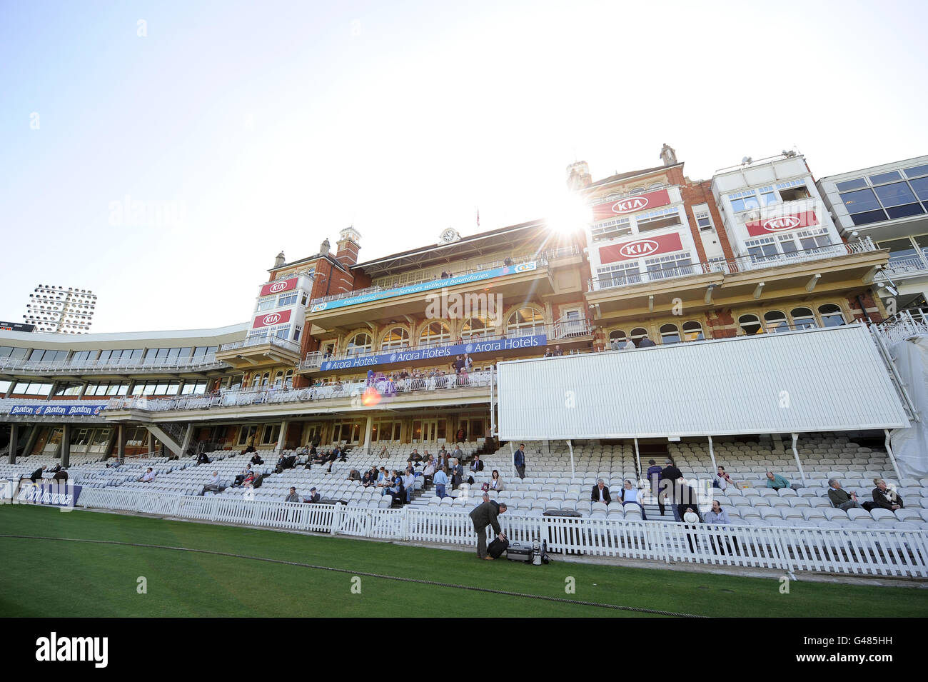 Cricket - Liverpool Victoria County Championship - Divisione due - giorno uno - Surrey / Northamptonshire - The Kia Oval. Vista generale del Kia Oval, sede del Surrey County Cricket Club Foto Stock