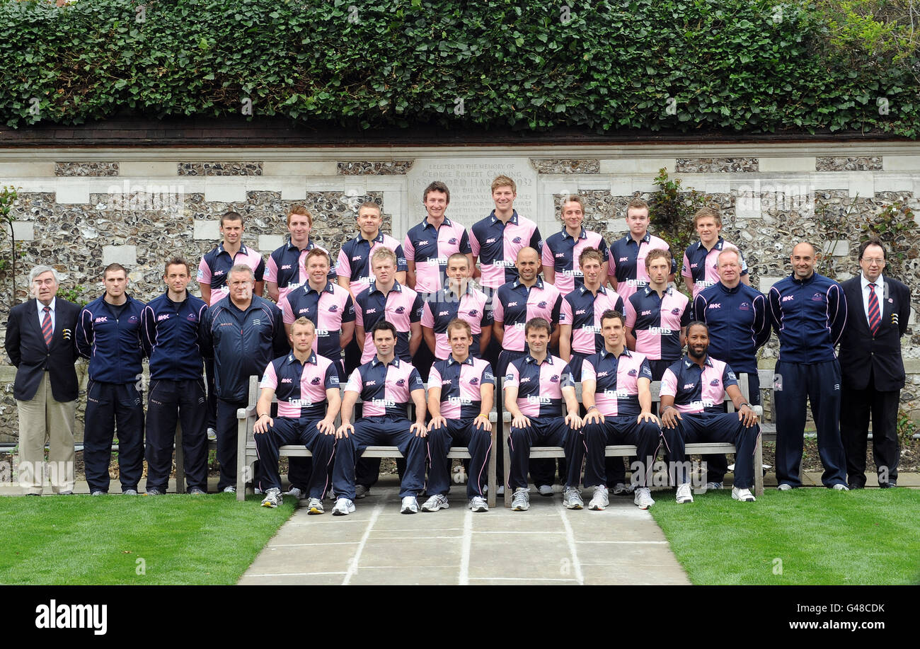 Da sinistra a destra: Prima fila; Gareth Berg, ben Scott, Neil Dexter, Tim Murtagh, Steven Finn, Corey Collymore. Nella fila centrale: Don Shelley, Luke Woodhouse, Pete Waxman, Mark o'Neil, Robbie Williams, Sam Robson, Tom Scollay, Scott Newman, John Simpson, Steven Crook, Richard Scott, Richard Johnson, Andrew Jones. Back row; Dan Housego, Tom Smith, Adam Rosslington, Anthony Ireland, Ollie Rayner, Josh Davey, Paul Stirling, Adam London Foto Stock