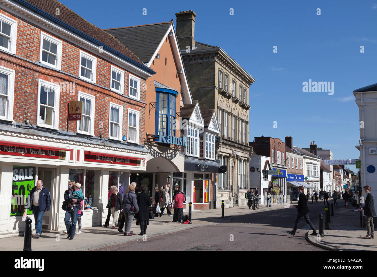 High Street, centro città, Petersfield, Hampshire, Inghilterra, Regno Unito, Europa Foto Stock