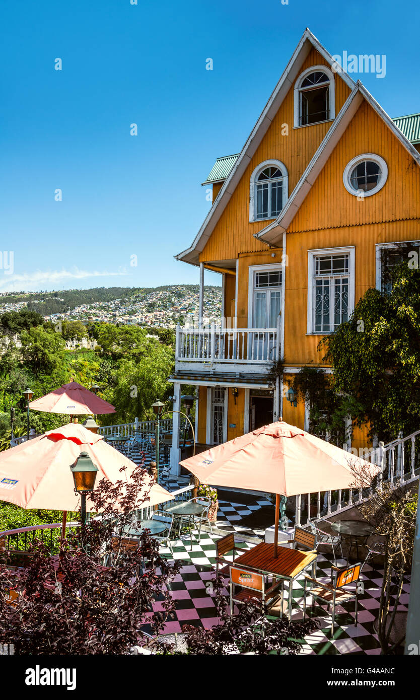 Valparaiso, Cile - 20 Ottobre 2015: Case di shell storica dichiarata Patrimonio Mondiale dall' UNESCO - il 20 ottobre 2015 in Valpa Foto Stock