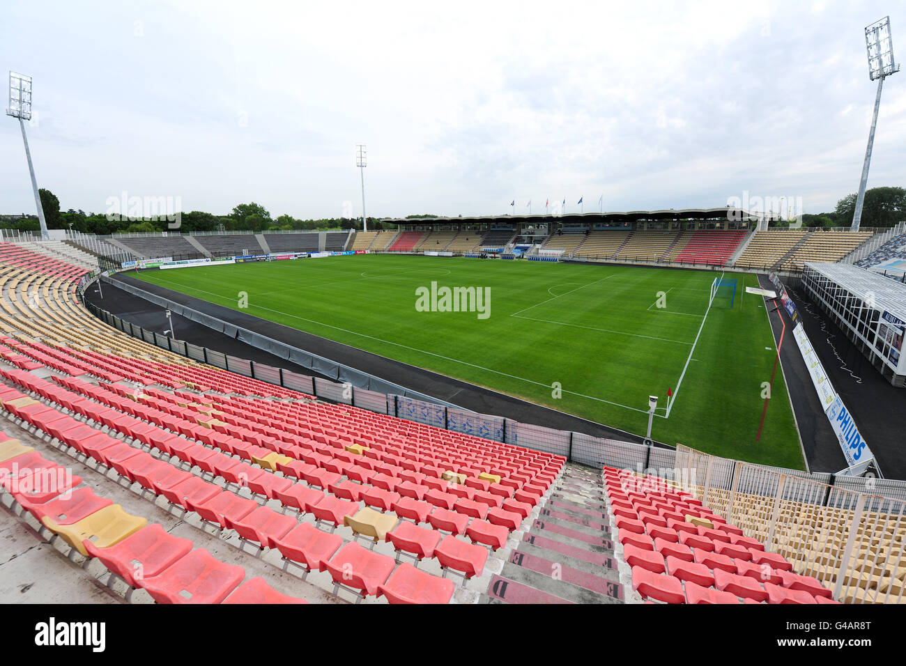 Calcio - Ligue 2 - Tours v Dijon FCO - Stade Vallée du Cher Foto Stock