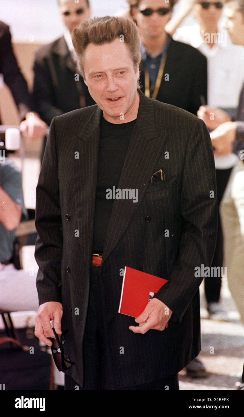 Christopher Walken ad una fotocall per il nuovo film Illuminata sul tetto del Palais des Festivals a Cannes, Francia, durante il 51 Festival del Cinema di Cannes. Foto Stock