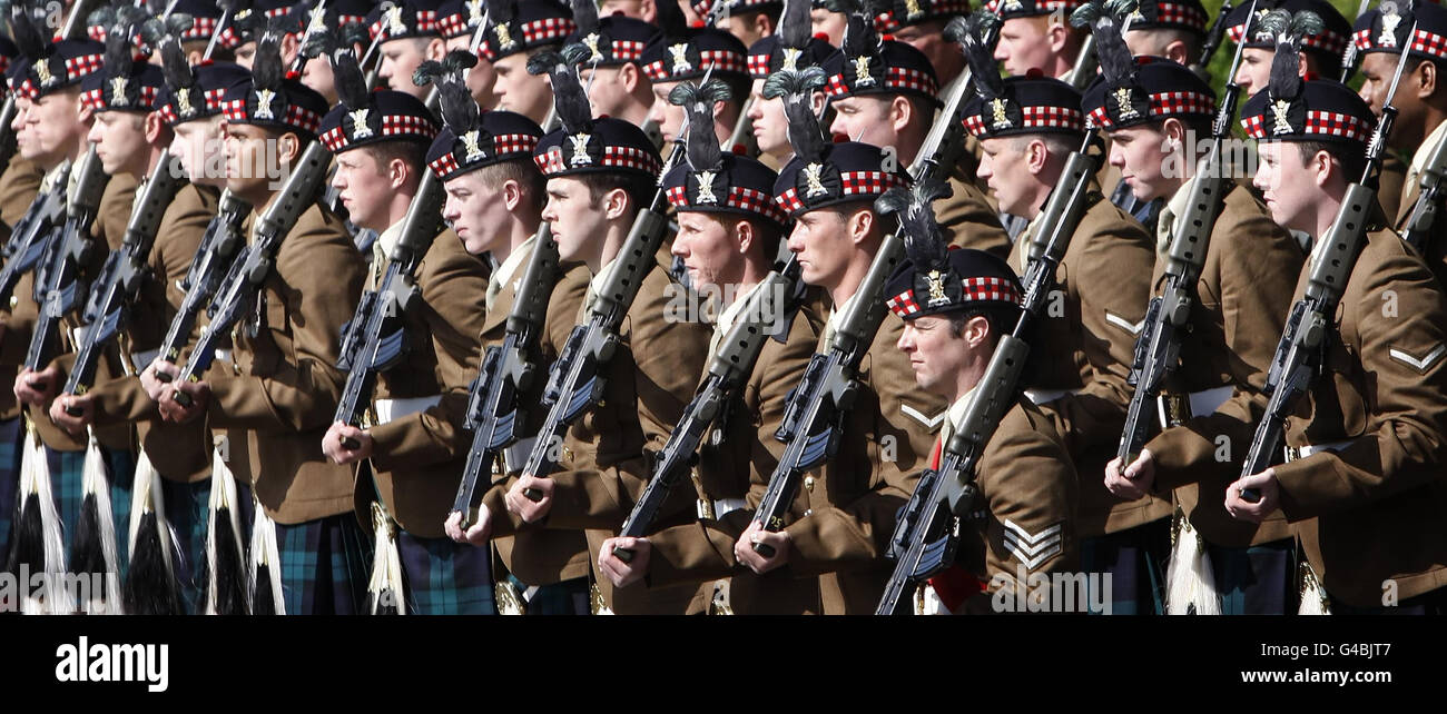 Royal Scots Borderers parade Foto Stock