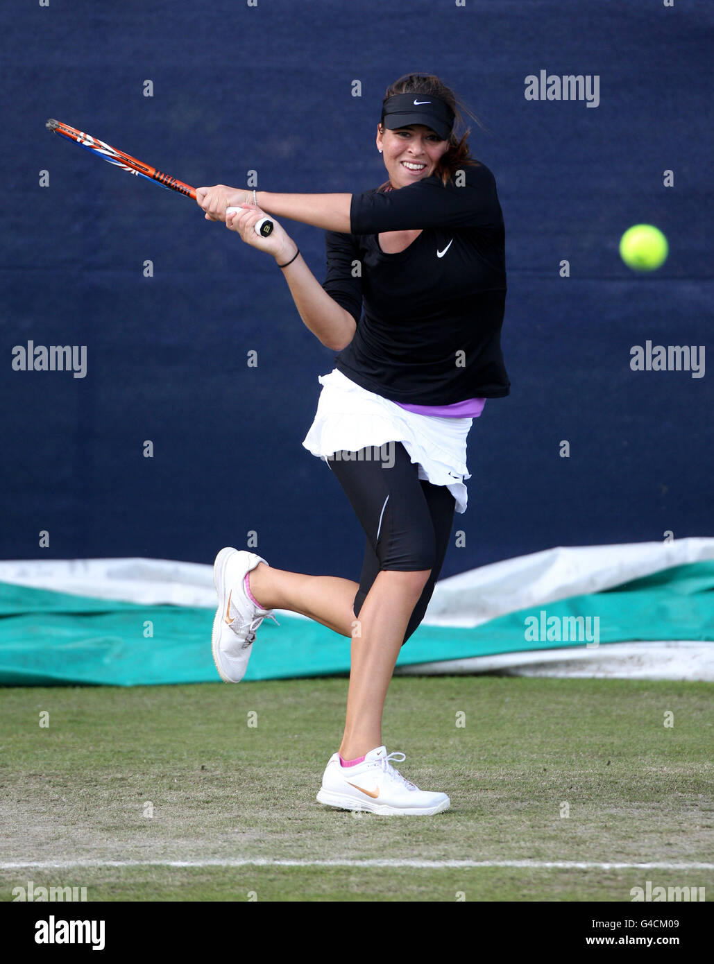 Tennis - 2011 AEGON Classic - giorno due - Edgbaston Priory Club. Ajla Tomljanovic in Croazia durante il suo primo round match Foto Stock