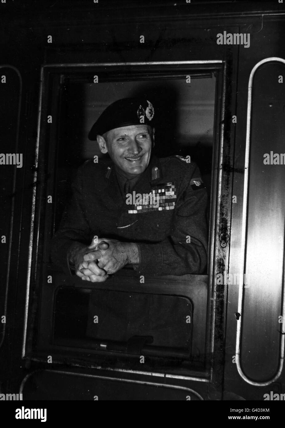 Il maresciallo Bernard Montgomery, 1° visconte Montgomery di Alamein, che comandò l'VIII Armata durante la seconda guerra mondiale Foto Stock
