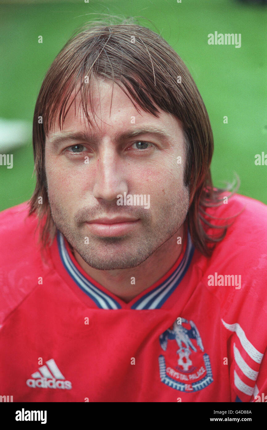 PA NEWS FOTO 4/8/98 Il calciatore PAUL WARHURST DI CRYSTAL PALACE F.C. Foto Stock