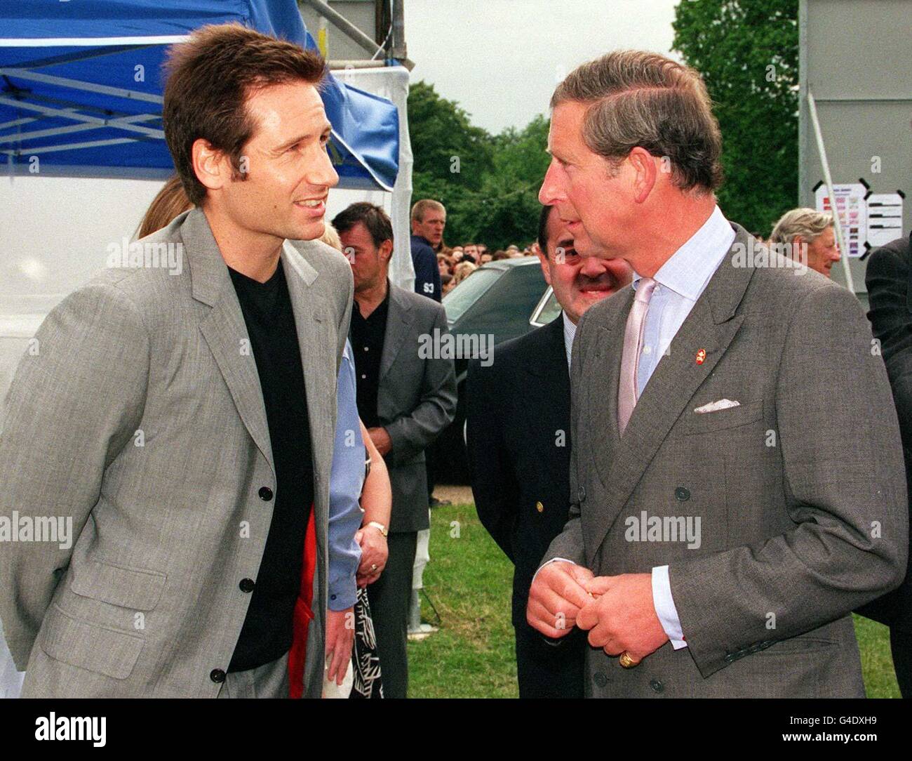 PoW con Duchovny Foto Stock