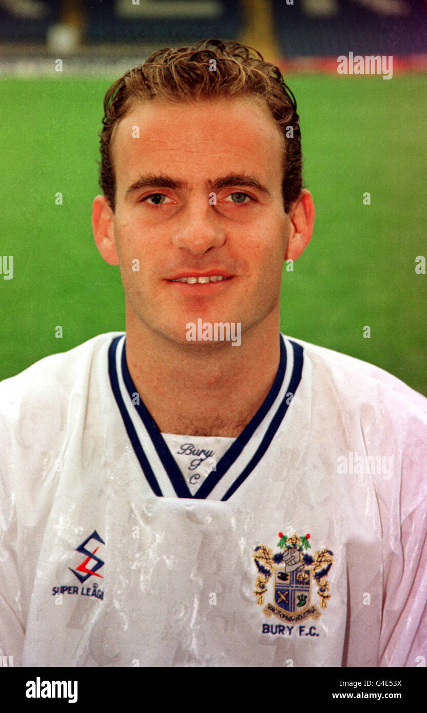 PA NEWS PHOTO 14/8/98 DEAN WEST OF BURY FOOTBALL CLUB Foto Stock