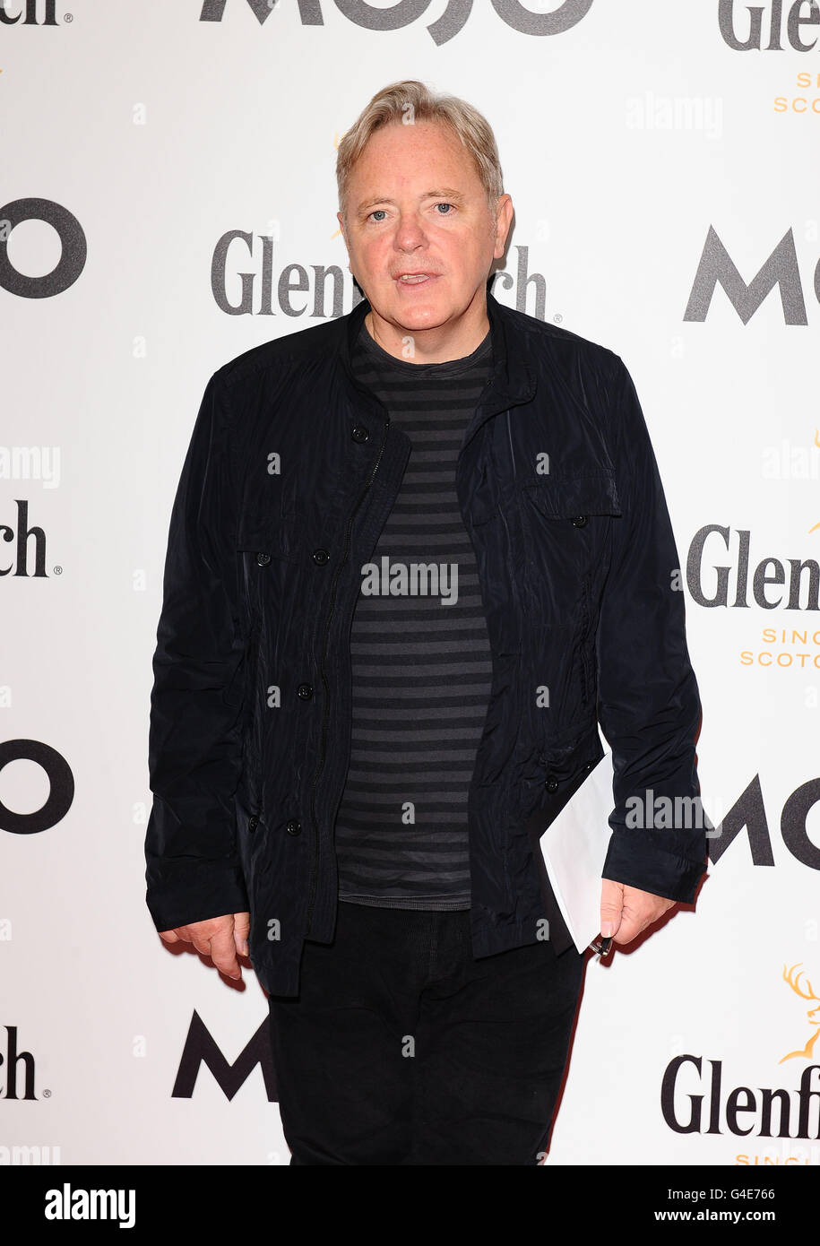 Mojo Awards - Londra. Bernard Sumner arriva al Mojo Awards, presso la Birreria di Londra. Foto Stock