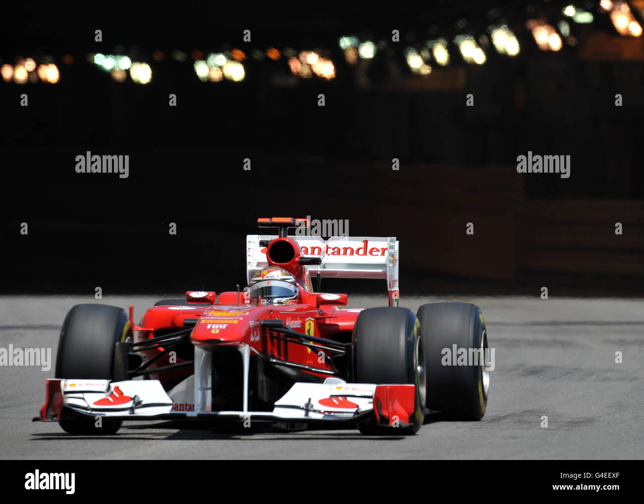 Fernando Alonso della Ferrari durante la sessione di prove libere del Gran Premio di Monaco, Monte Carlo. Foto Stock