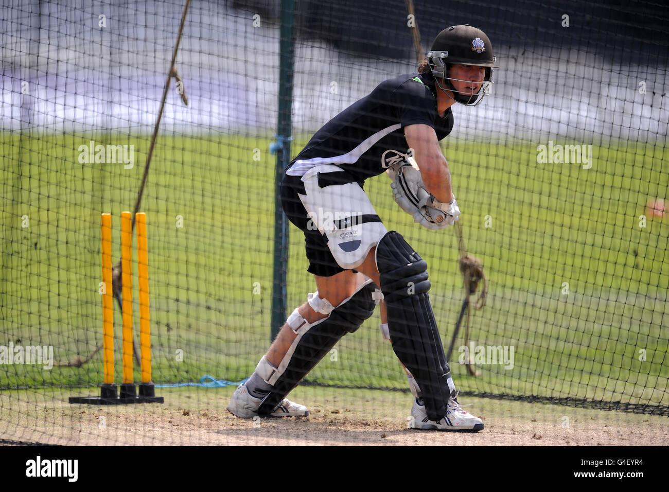 Cricket - Clydesdale Bank 40 - Gruppo B - Surrey contro Northamptonshire - The Kia Oval. Zapar Ansari, Surrey Foto Stock