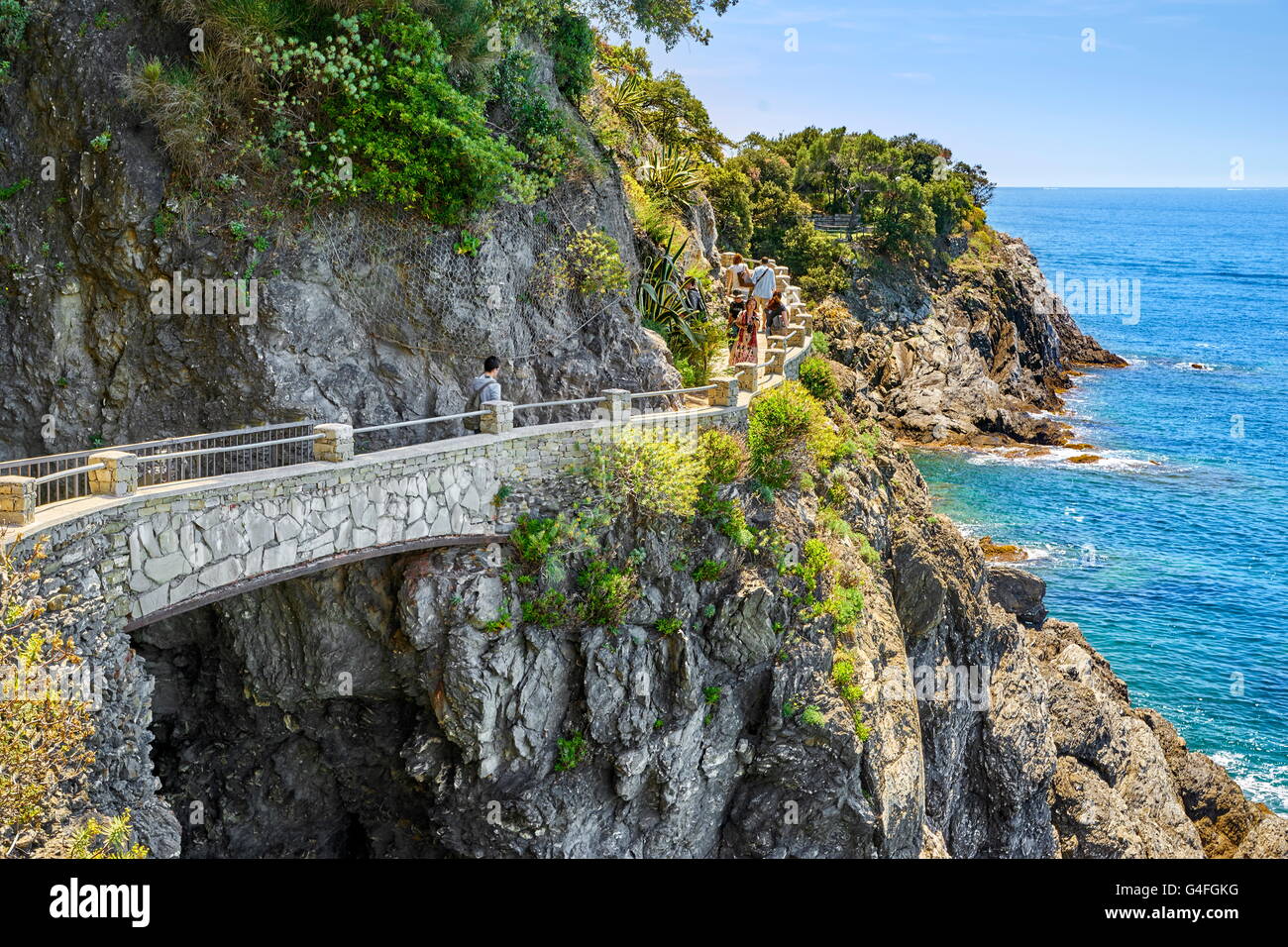 Escursioni turistiche sentiero da Monterosso a Vernazza, Cinque Terre Liguria, Italia Foto Stock