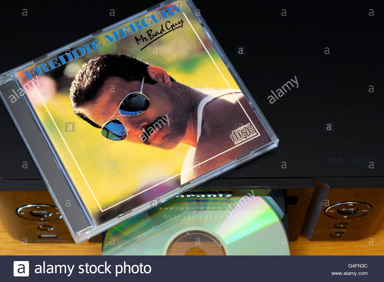 NUOVA nera FREDDY MERCURY Custodia Occhiali foto,