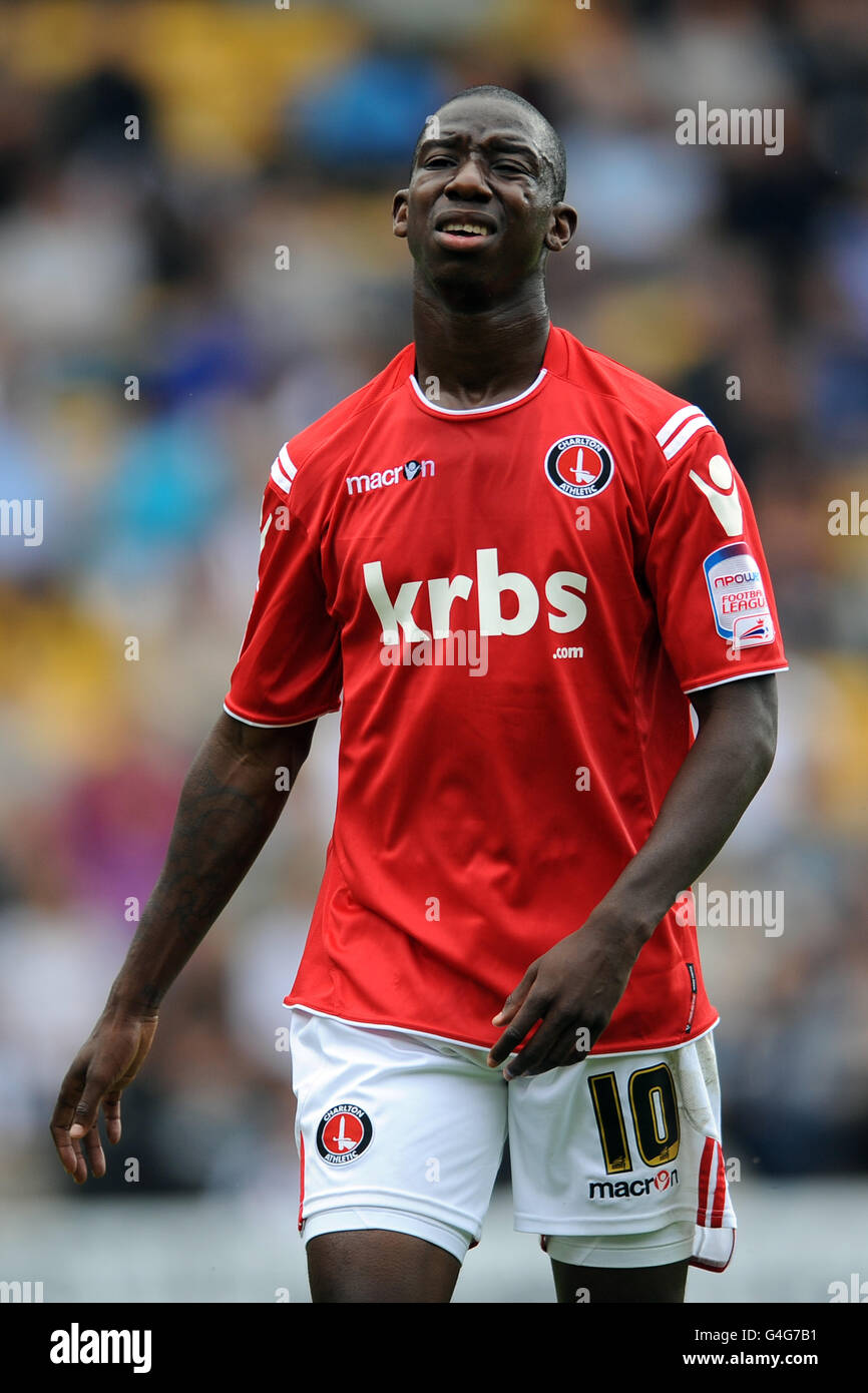 Calcio - npower Football League 1 - Notts County / Charlton Athletic - Meadow Lane. Bradley Wright-Phillips di Charlton Athletic ha un'occasione perduta Foto Stock