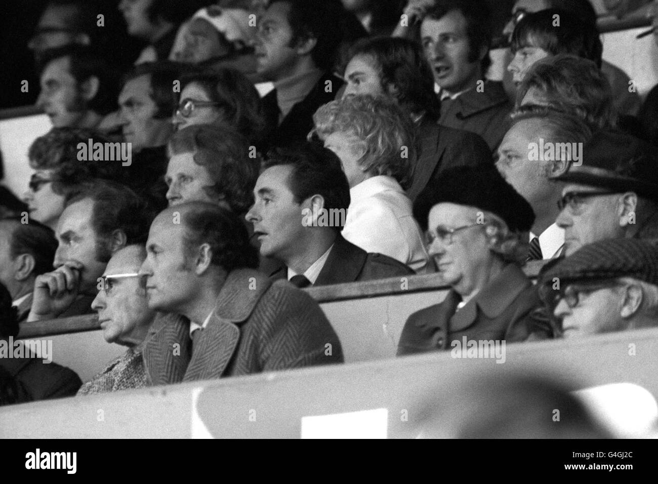 Brian Clough nella casella dei registi guardando Brighton e Hove Albion giocare la loro prima partita da quando è diventato manager. Foto Stock