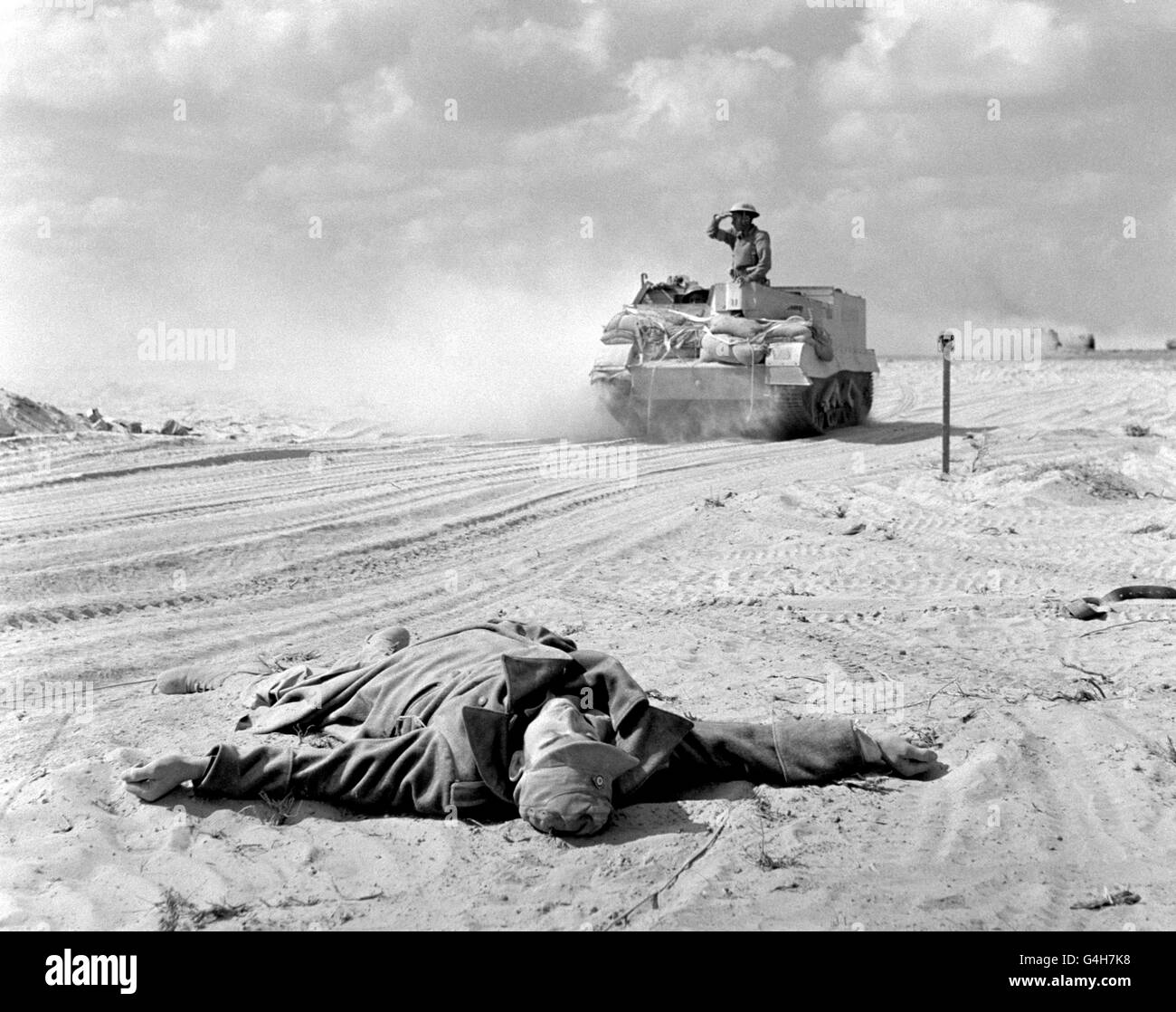 La Seconda Guerra Mondiale - British Empire - Esercito Britannico - Veicoli blindati - El Alamein - 1942 Foto Stock
