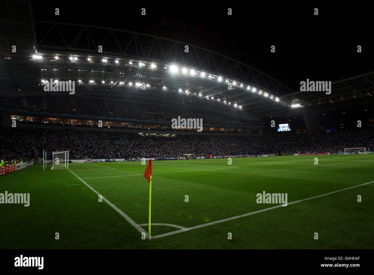 Soccer - UEFA Champions League - Gruppo G - FC Porto v Shakhtar Donetsk - Estadio do Dragao Foto Stock
