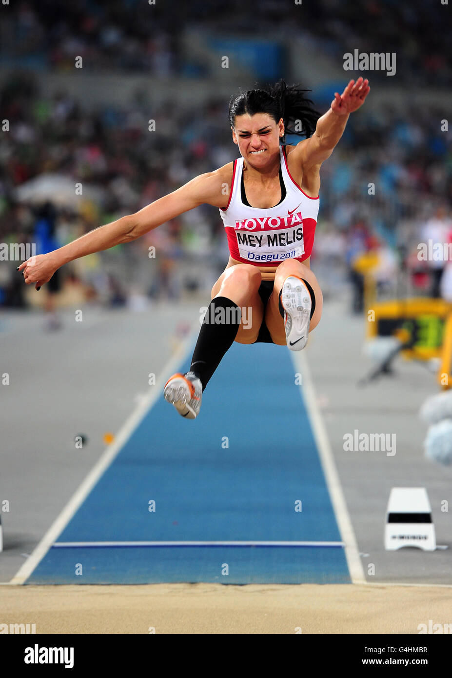 Atletica - Campionati del mondo IAAF 2011 - Day Two - Daegu. Il turco Karin Mey Melis compete nel salto lungo Foto Stock