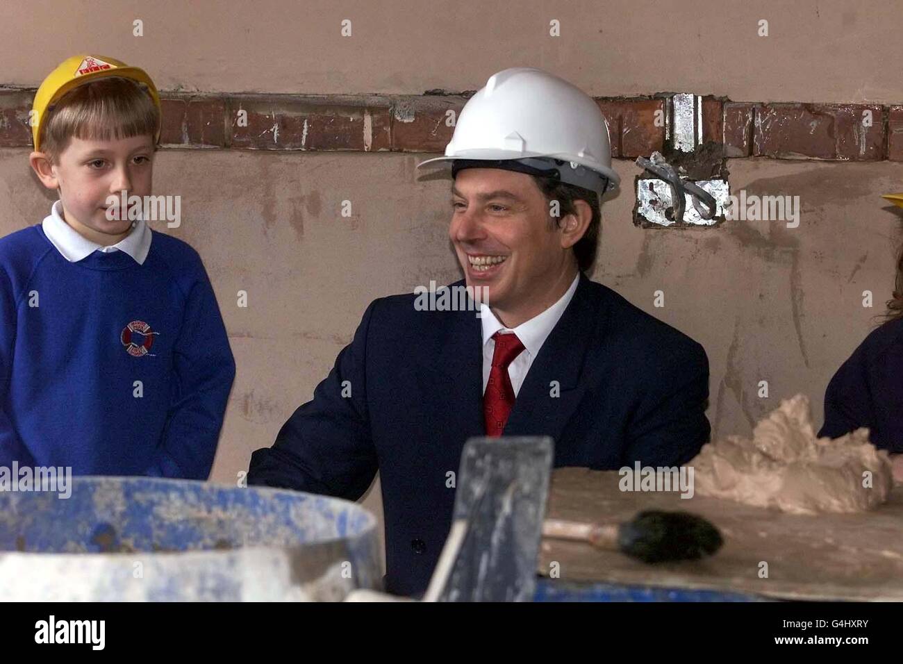 Blair visite scuola di Durham Foto Stock