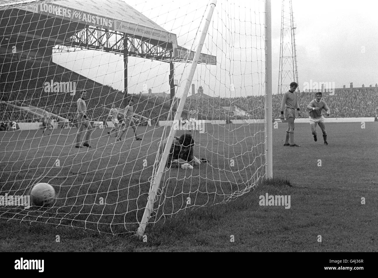 Soccer League Division One - Manchester City v Wolverhampton Wanderers - Maine Road Foto Stock