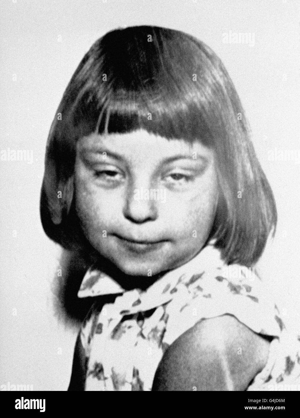 La polizia ha rilasciato questa immagine di Christine Darby, sette anni, che è stato rapito da fuori della sua casa a Walsall da un uomo in una macchina grigio chiaro. Foto Stock